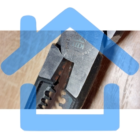 Длинногубцы многофункциональные диэлектрические для работы под напряжением до 1000 В длинногубцы многофунциональные диэлектрические СТАНДАРТ 200 мм-9